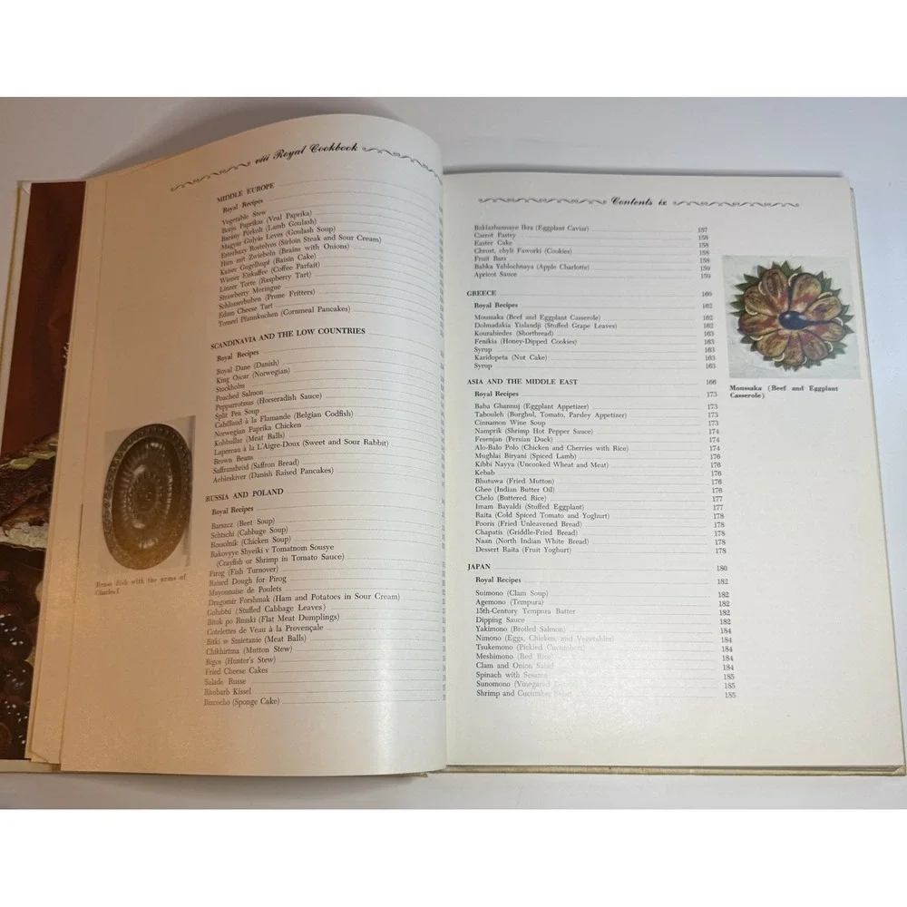Royal‎ Cookbook 1971 Vintage Favorite Court Recipes Hardcover Historic